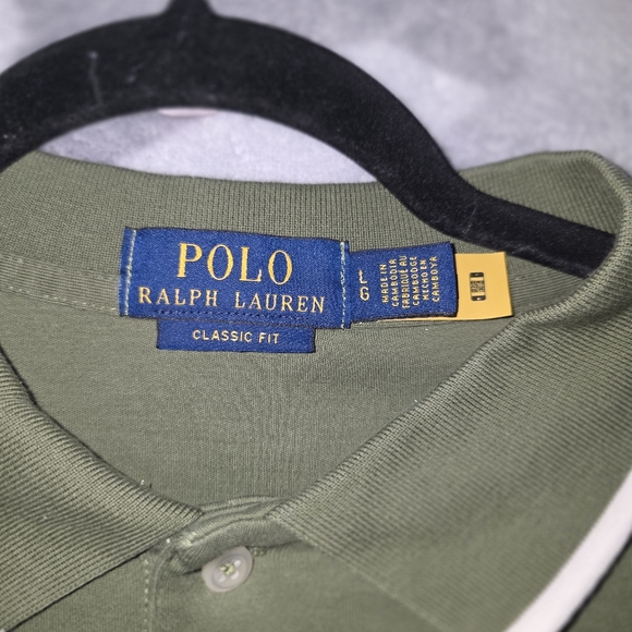 Polo Ralph LaurenMen's Classic Fit Soft Cotton Polo Shirt - Picture 3 of 4